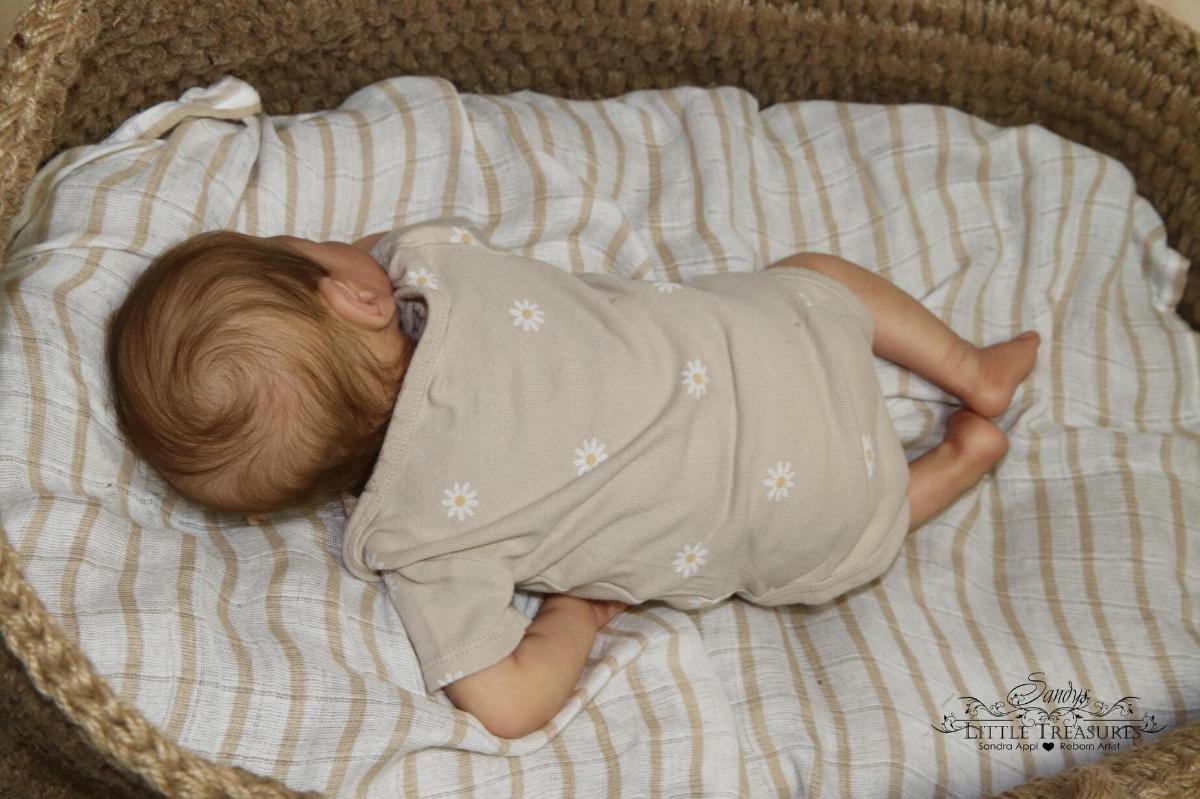 Rebornpuppe Edith von Cassie Brace